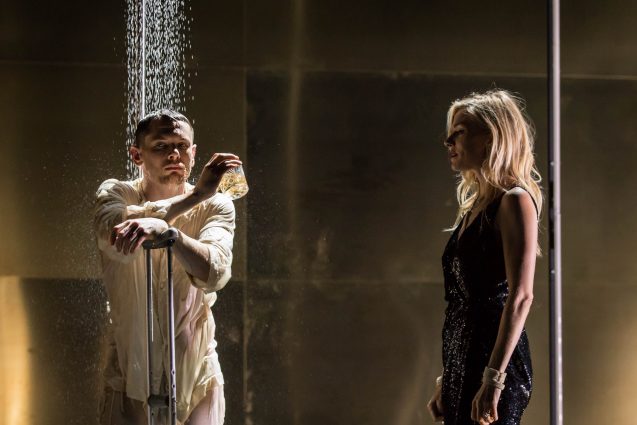 Gallery 1 - National Theatre Live: Cat on a Hot Tin Roof
